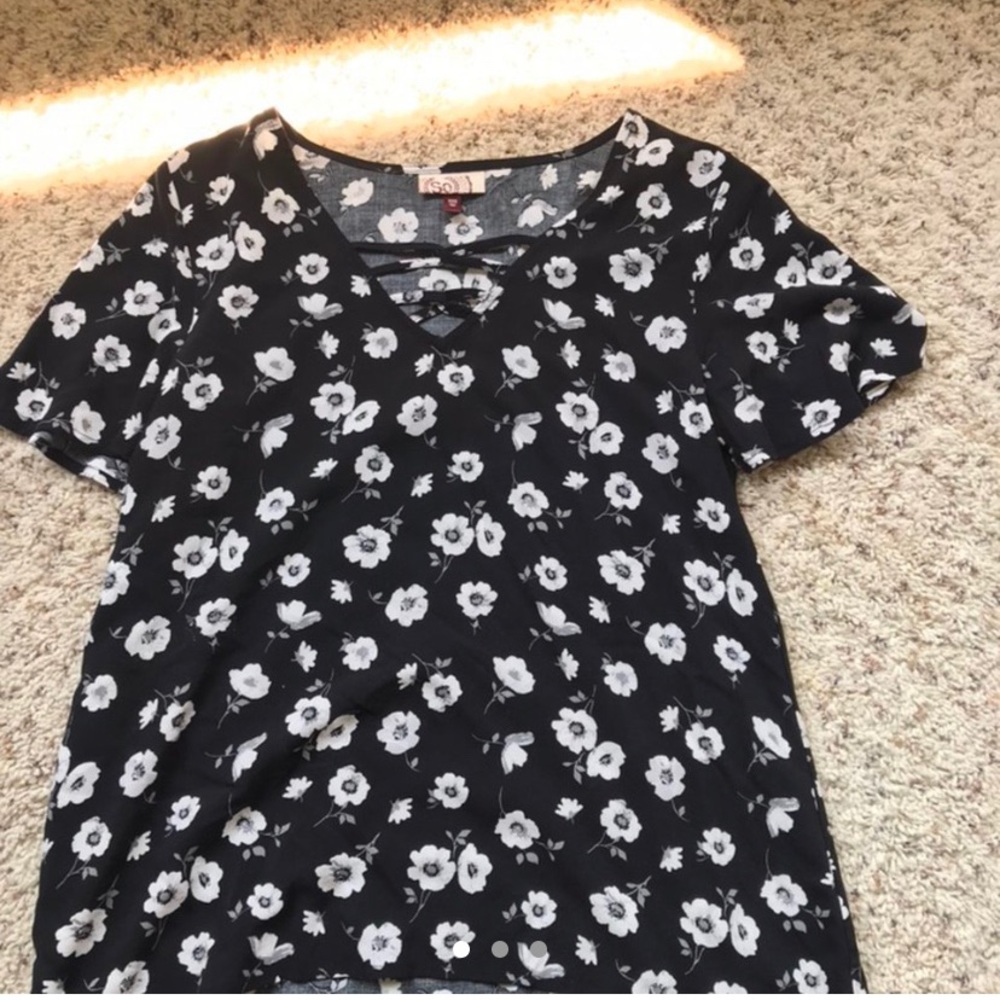 Black and white floral top